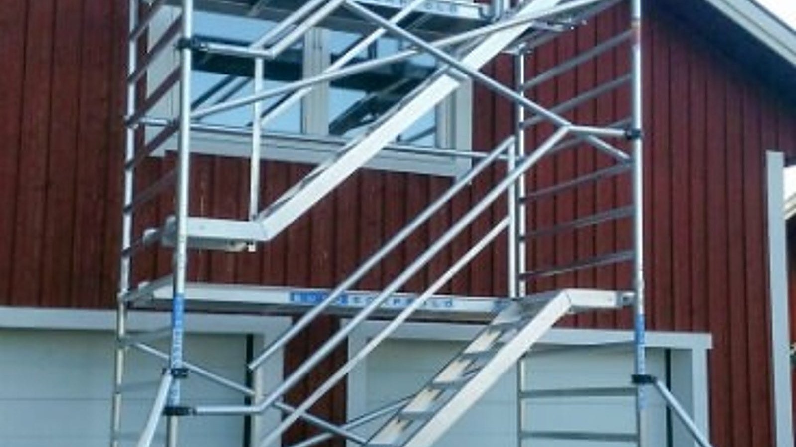 Trappentoren van Rolsteiger Verhuur Groningen